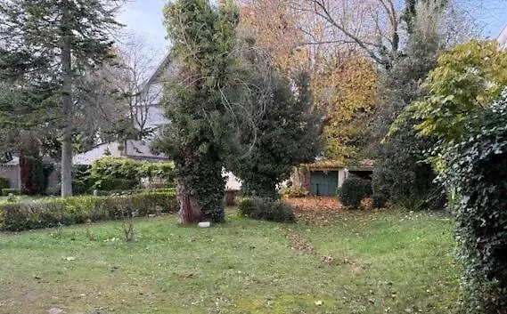 Maison Bord De - 11 Personnes *