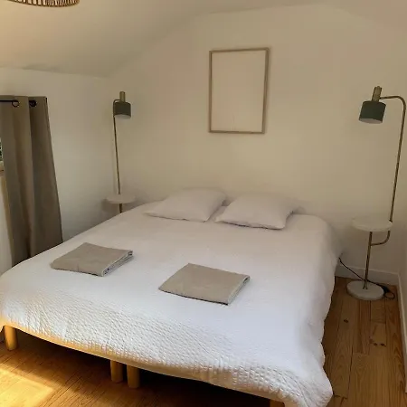 Maison Bord De - 11 Personnes Holiday home